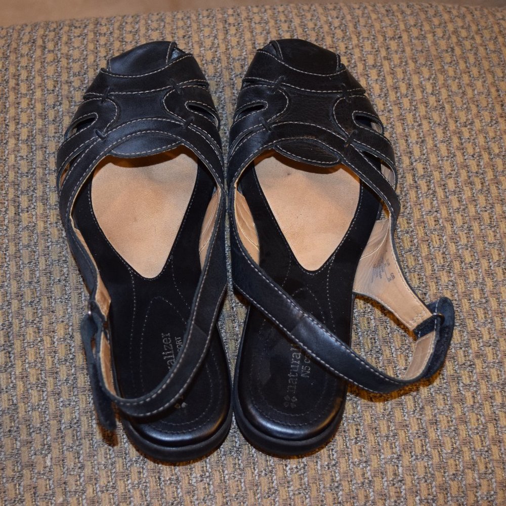 Naturalizer Sandals